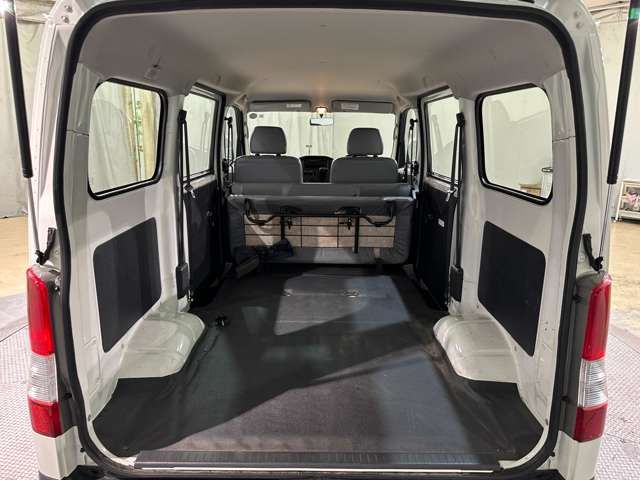 TOYOTA LITEACE VAN 2WD 2019 Image 31