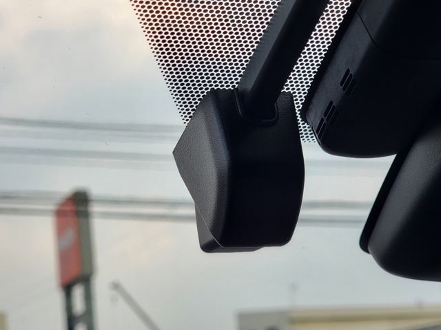 TOYOTA PRIUS 2019 Image 31