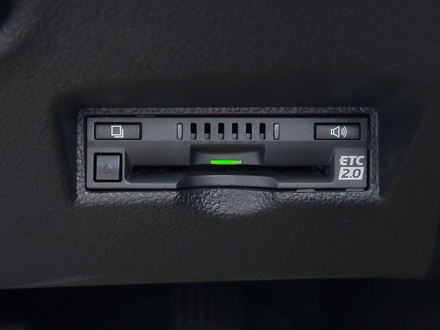 TOYOTA PRIUS 2019 Image 31