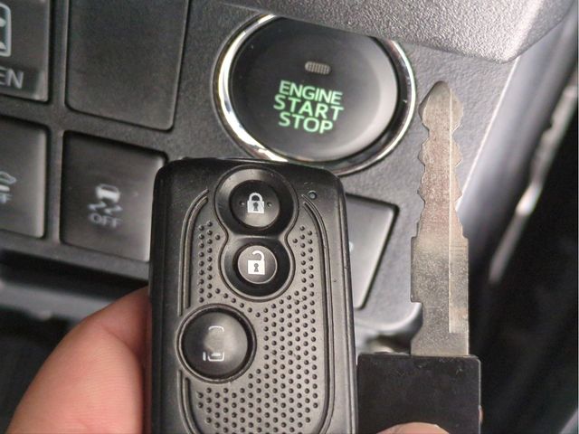 DAIHATSU WAKE 2014 Image 31