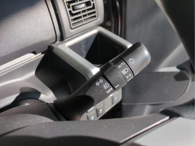 DAIHATSU WAKE 2014 Image 31