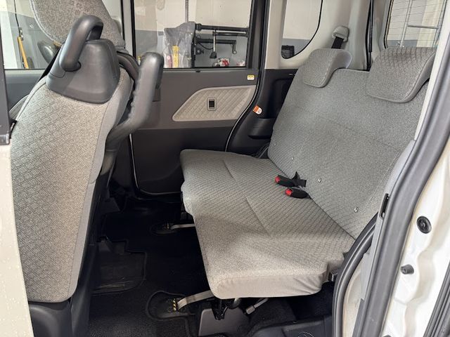 DAIHATSU TANTO 2020 Image 31