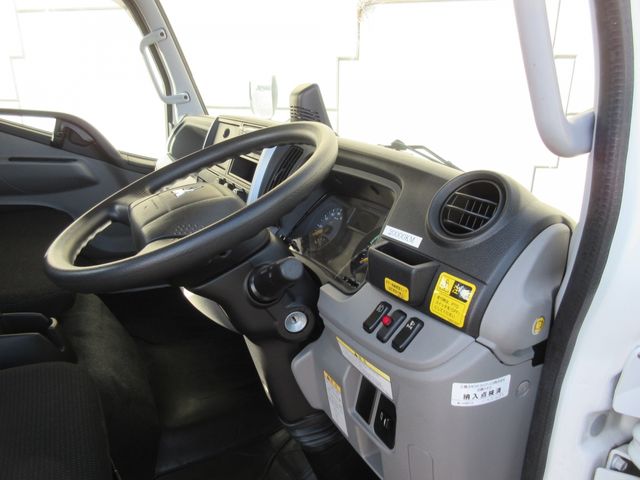 MITSUBISHI CANTER 2021 Image 31