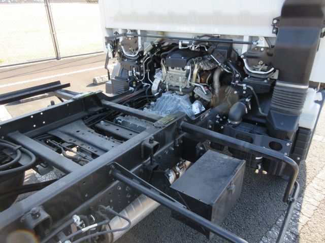 MITSUBISHI CANTER 2021 Image 31