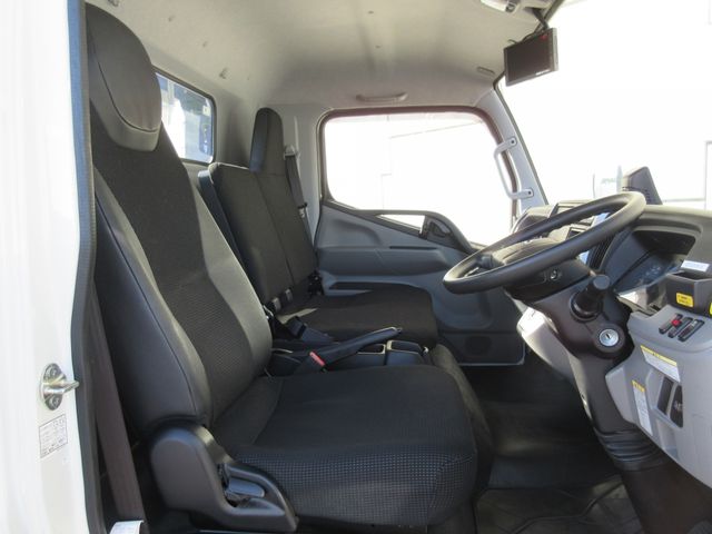 MITSUBISHI CANTER 2021 Image 31