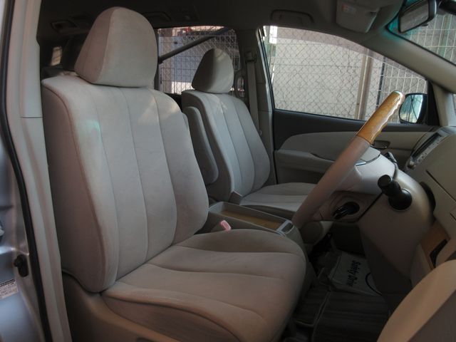 TOYOTA ESTIMA 2006 Image 31