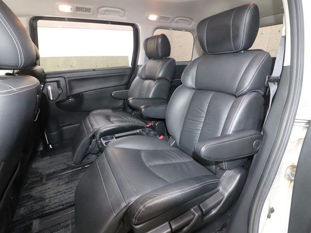 NISSAN ELGRAND 2013 Image 31