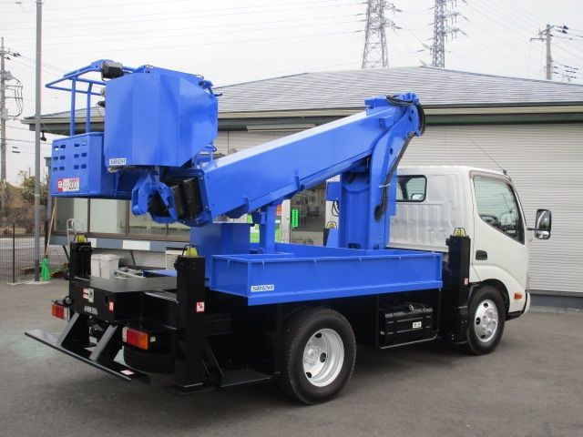 HINO DUTRO 2016 Image 31