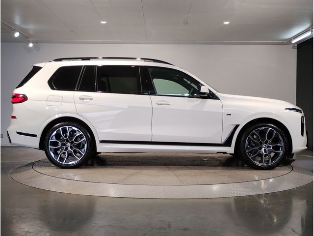 BMW X7 2024 Image 31