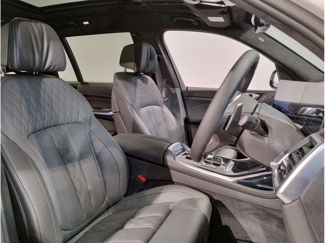 BMW X7 2024 Image 31