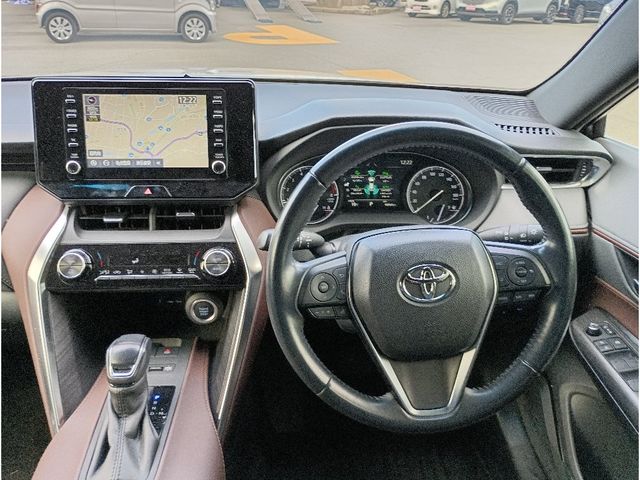 TOYOTA HARRIER 4WD 2021 Image 31
