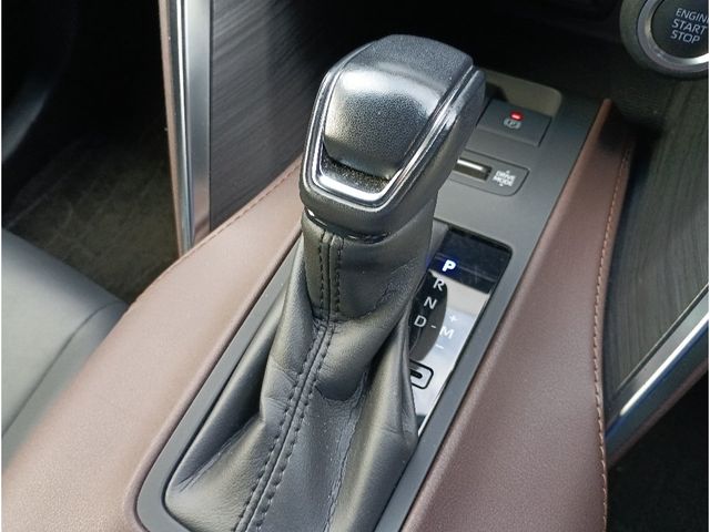 TOYOTA HARRIER 4WD 2021 Image 31