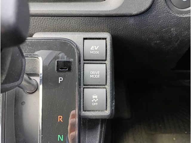 TOYOTA SIENTA HYBRID 2024 Image 31