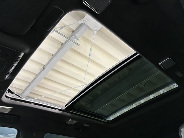 CADILLAC ESCALADE 2024 Image 31