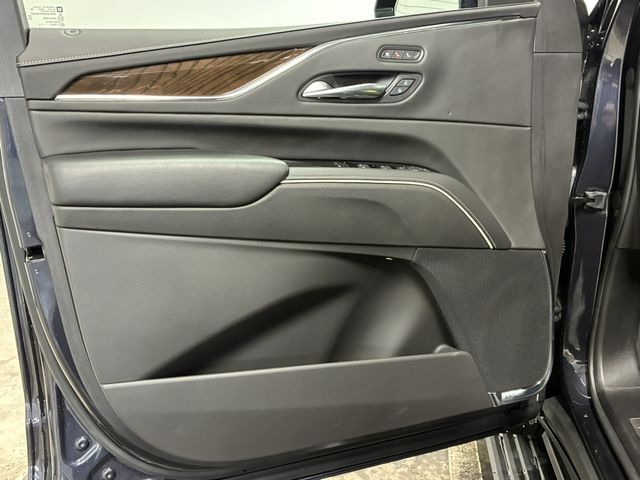 CADILLAC ESCALADE 2024 Image 31