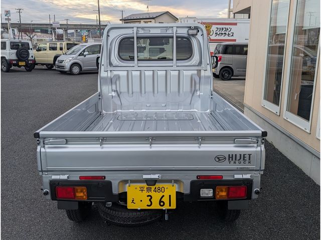 DAIHATSU HIJET TRUCK 4WD 2025 Image 31