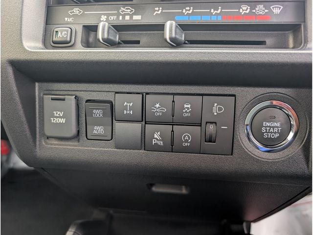 DAIHATSU HIJET TRUCK 4WD 2025 Image 31