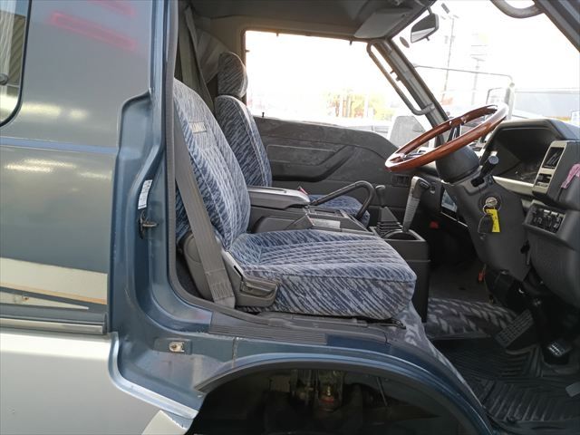 MITSUBISHI DELICA STARWAGON 4WD 1993 Image 31