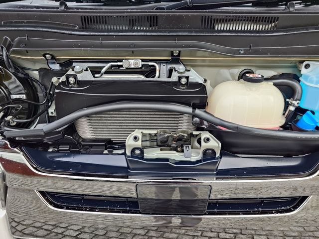 TOYOTA REGIUSACE VAN 2WD 2019 Image 31