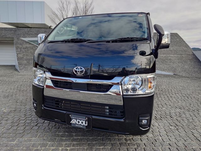 TOYOTA HIACE VAN 2WD 2023 Image 31