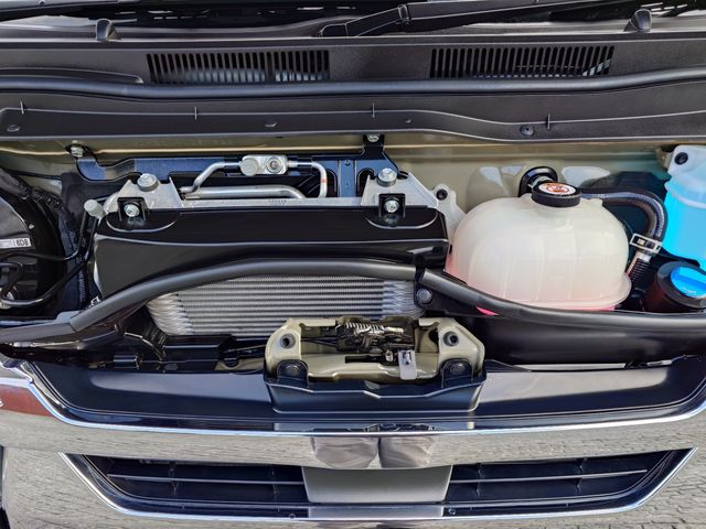 TOYOTA HIACE VAN 2WD 2023 Image 31