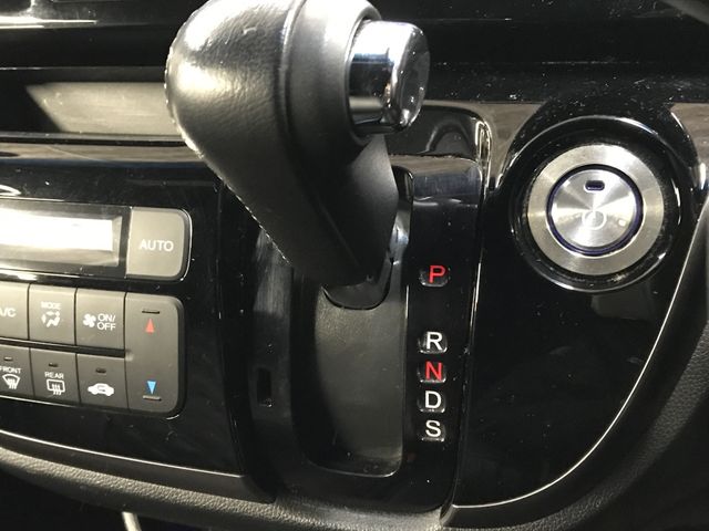 HONDA N-WGN CUSTOM 2018 Image 31