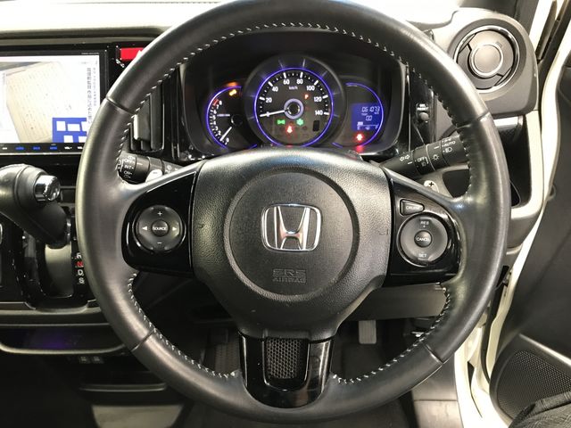 HONDA N-WGN CUSTOM 2018 Image 31