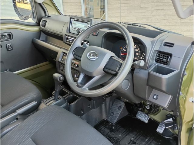 DAIHATSU HIJET TRUCK 4WD 2023 Image 31