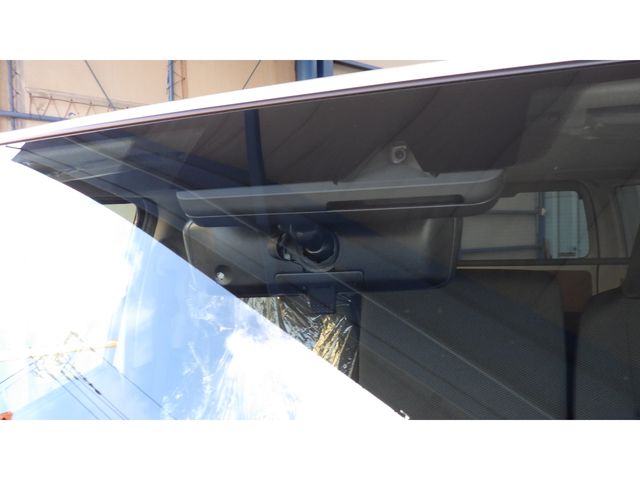 TOYOTA HIACE VAN 1.15T 2WD 2025 Image 31