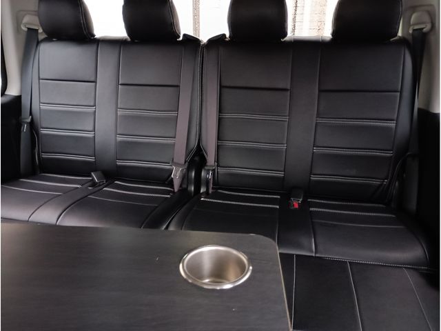 TOYOTA HIACE WAGON 2017 Image 31