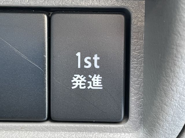 NISSAN NV100 CLIPPER 2022 Image 31