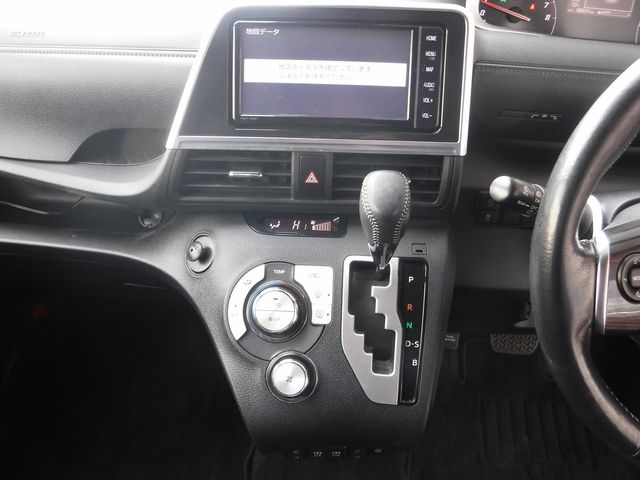 TOYOTA SIENTA 2021 Image 31