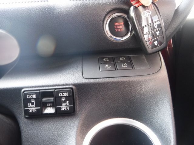 TOYOTA SIENTA 2021 Image 31