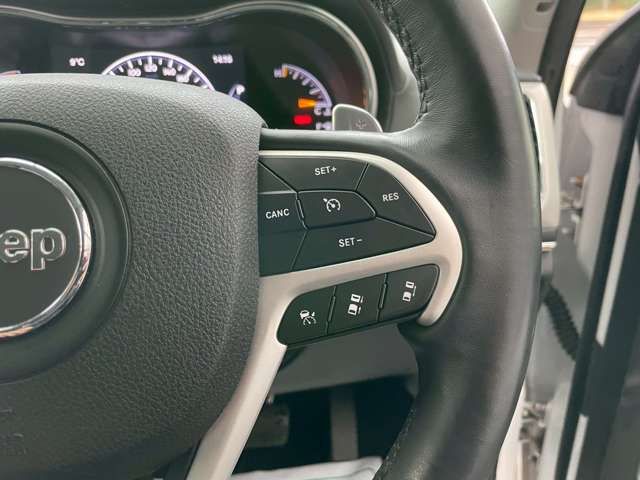 JEEP GRAND CHEROKEE 2018 Image 31