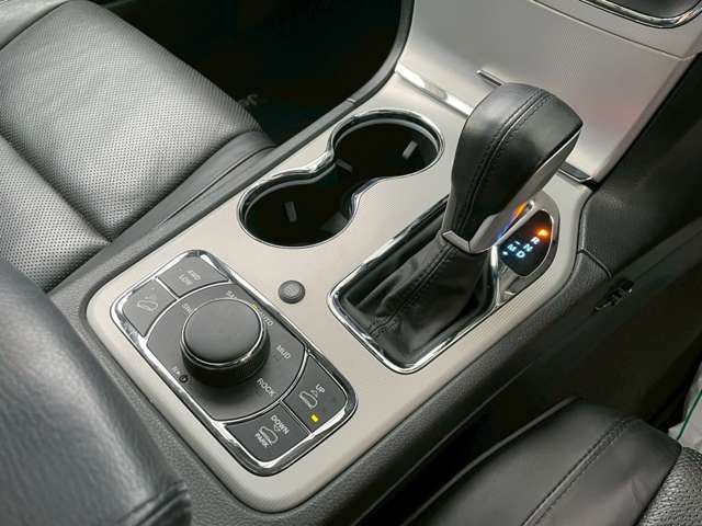 JEEP GRAND CHEROKEE 2018 Image 31