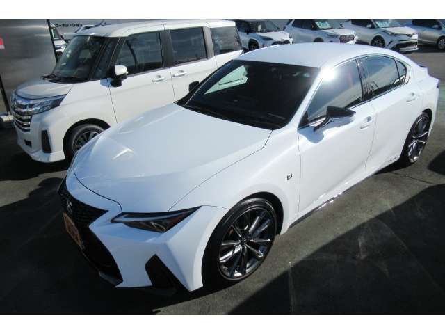 TOYOTA LEXUS IS300H 2021 Image 31