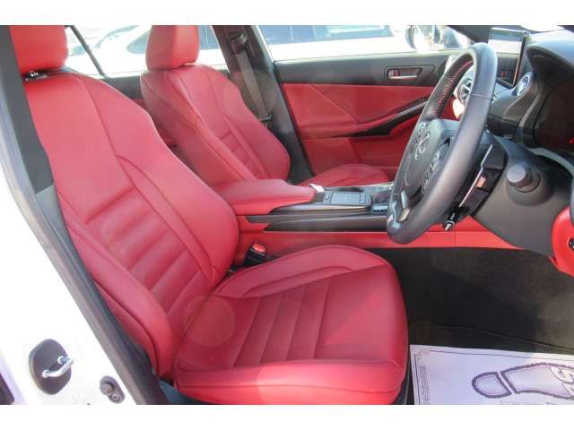 TOYOTA LEXUS IS300H 2021 Image 31