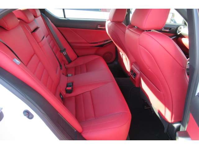 TOYOTA LEXUS IS300H 2021 Image 31