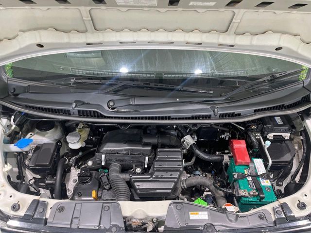 SUZUKI WAGON R 2018 Image 31