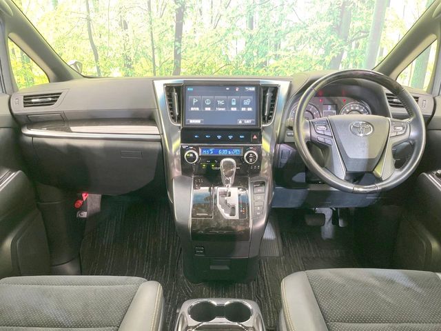 TOYOTA VELLFIRE 2017 Image 31