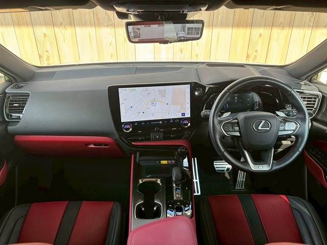 TOYOTA LEXUS NX350H 2023 Image 31