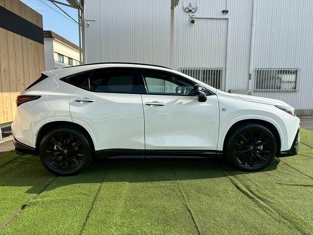 TOYOTA LEXUS NX350H 2023 Image 31