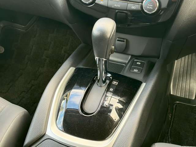 NISSAN X-TRAIL 4WD 2019 Image 31