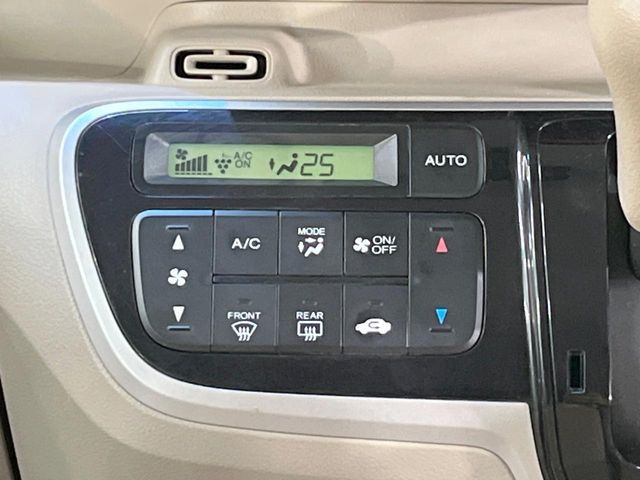 HONDA N BOX 2014 Image 31