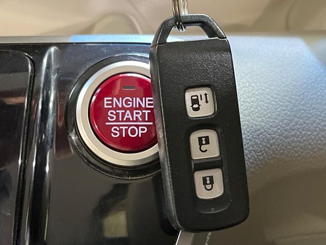 HONDA N BOX 2014 Image 31