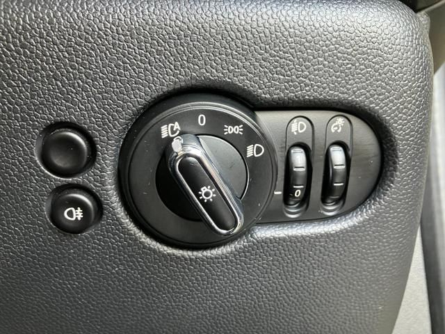 BMW MINI COOPER SD 5DOOR 2021 Image 31