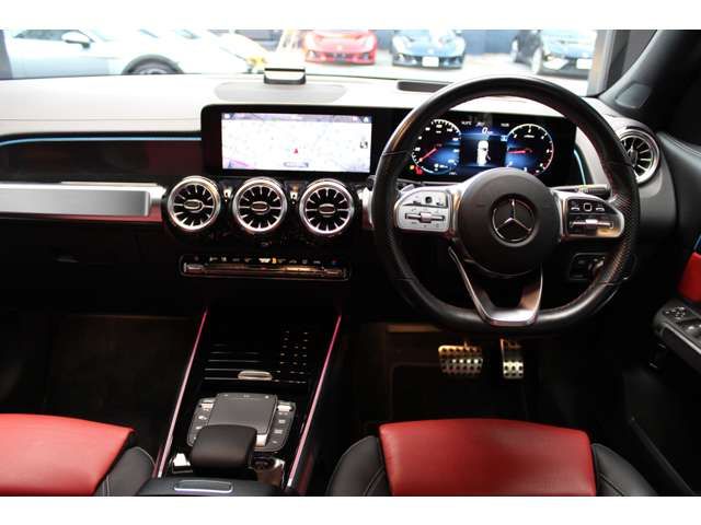 MERCEDES BENZ GLB 2023 Image 31