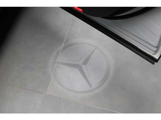 MERCEDES BENZ GLB 2023 Image 31