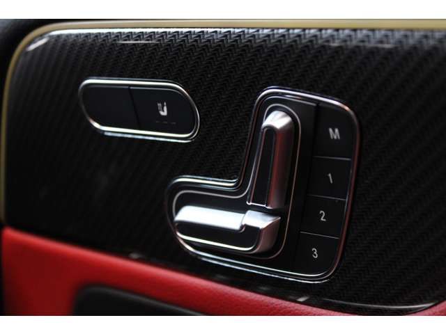 MERCEDES BENZ GLB 2023 Image 31