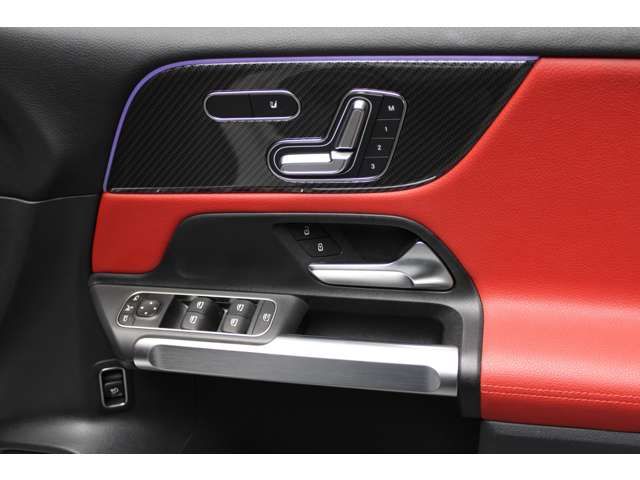 MERCEDES BENZ GLB 2023 Image 31